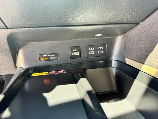 Used 2025 White Toyota LE image 17