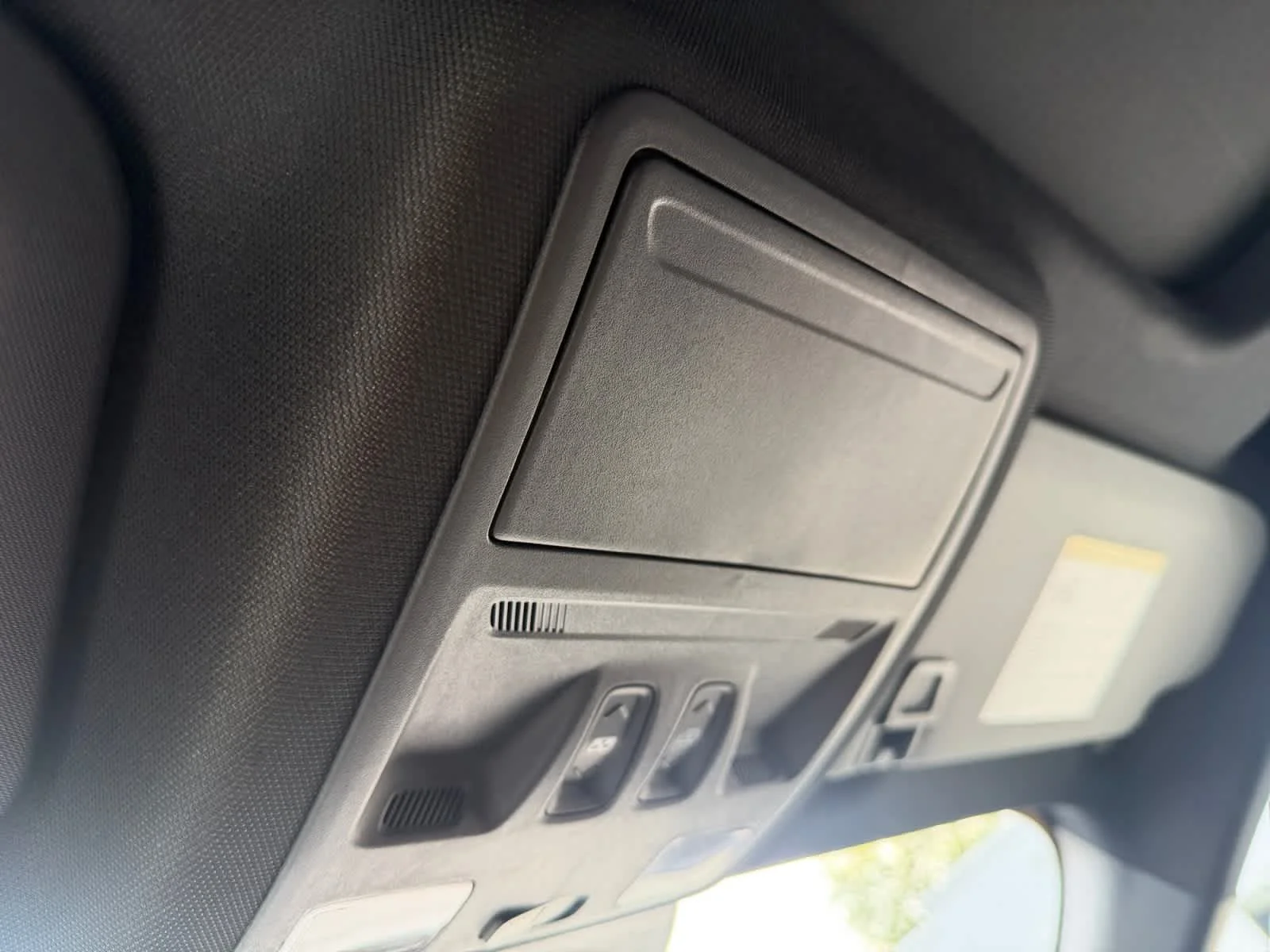 Used 2024 Agate Black Ford ST-Line image 28