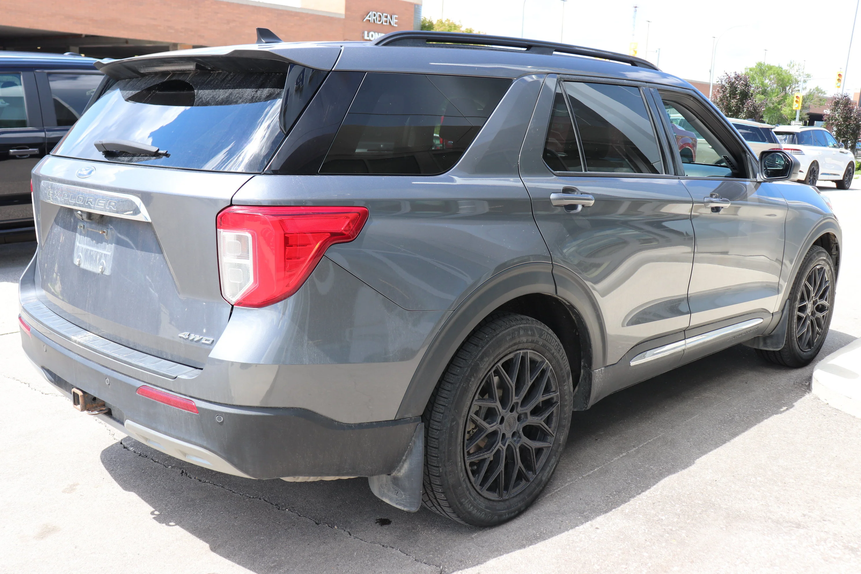 Used 2021 Gray Ford XLT 4WD image 5