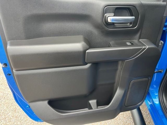 Used 2026 Blue Chevrolet Custom image 24