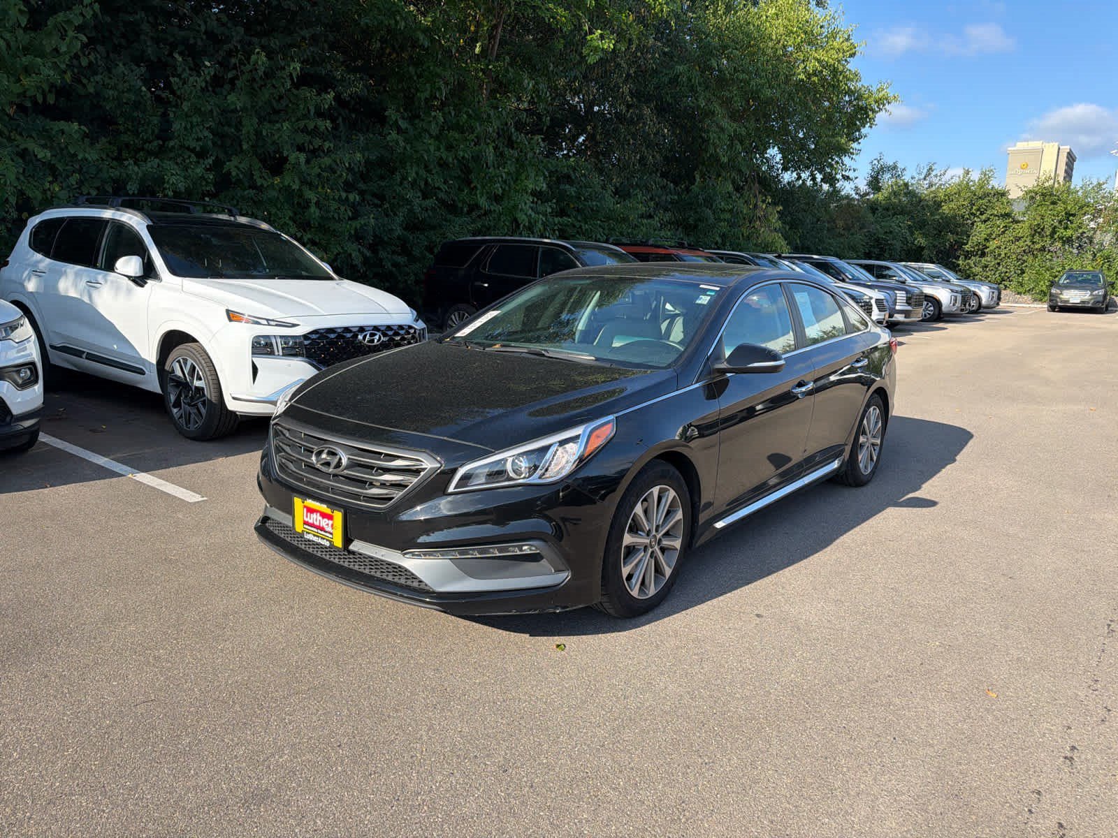 Used 2017 Phantom Black Hyundai Limited image 4