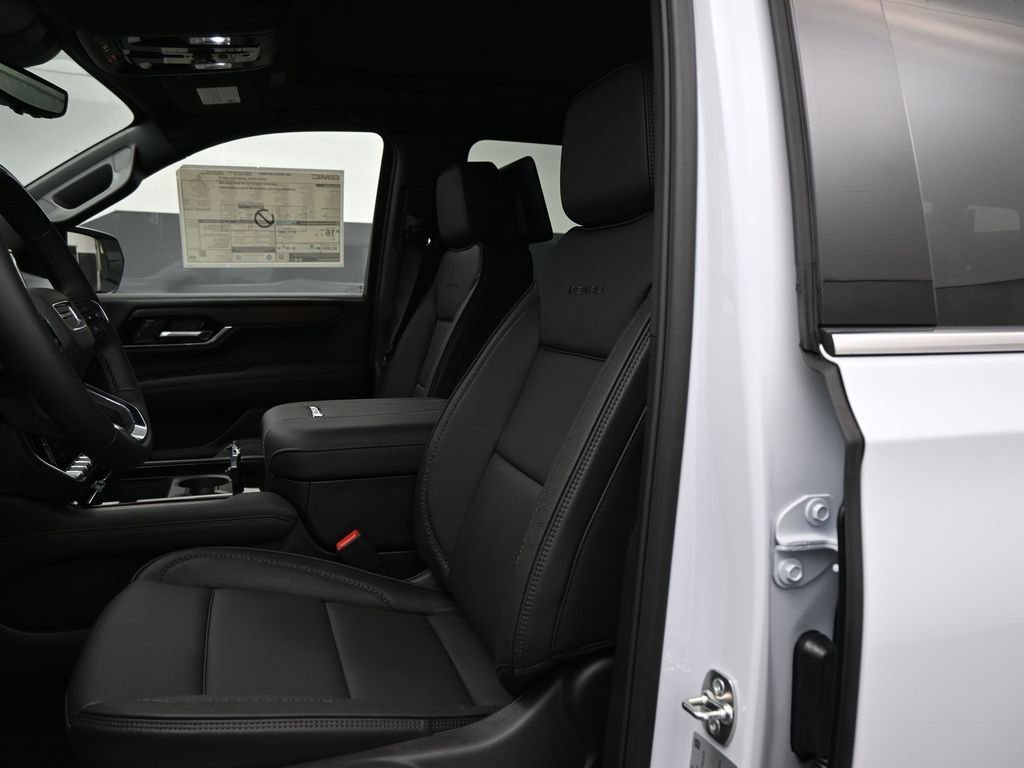 2026 GMC Yukon XL Denali - Photo 10