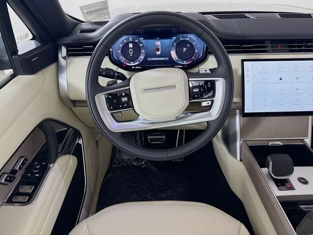 New 2026 Charente Grey Prem Met Land Rover SE image 25