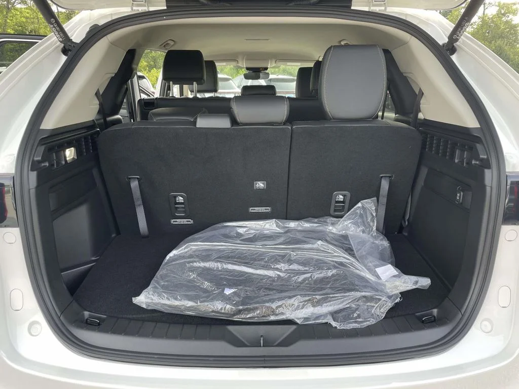 2025 Mazda CX-90 Select Package - Photo 29