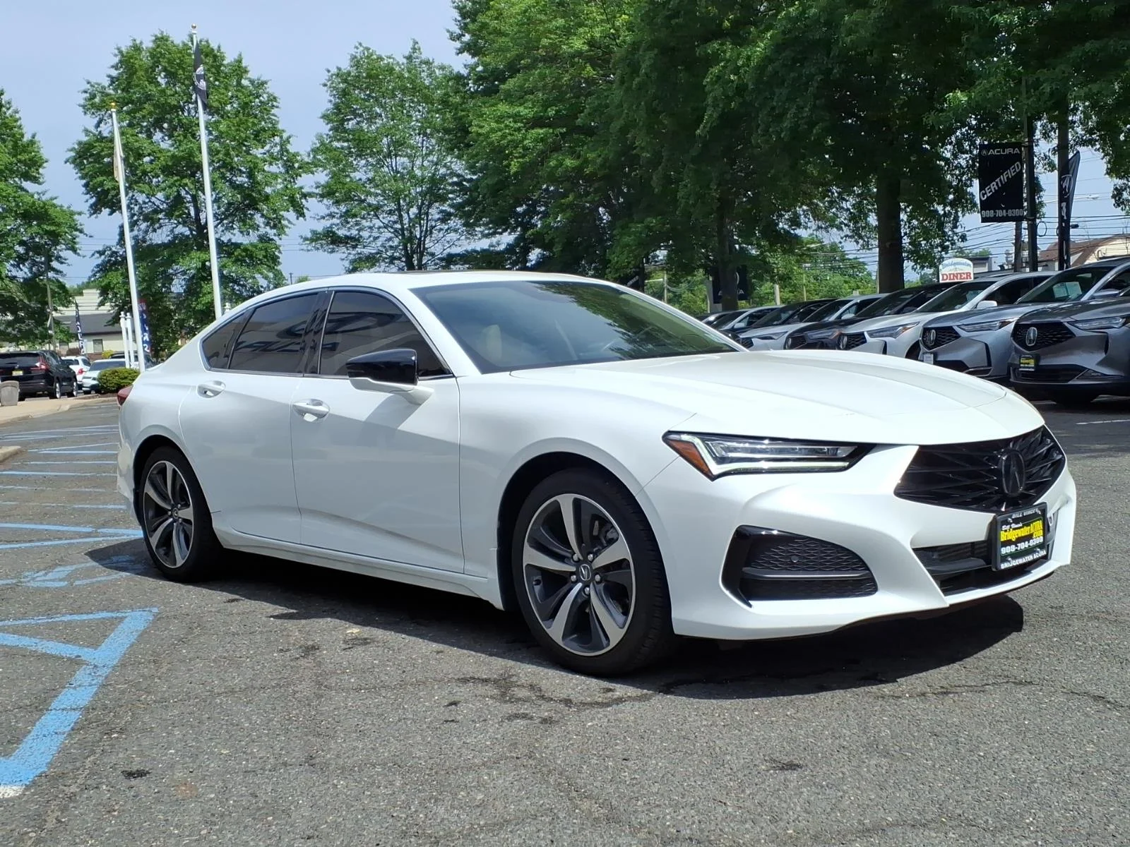 Used 2024 Platinum White Pearl Acura TECH image 3