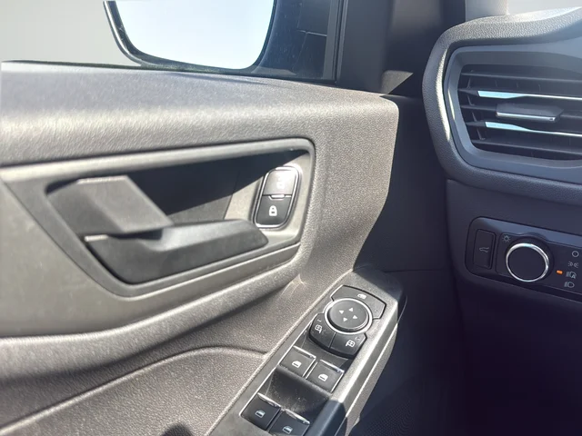 Used 2023 Black Ford Active image 27