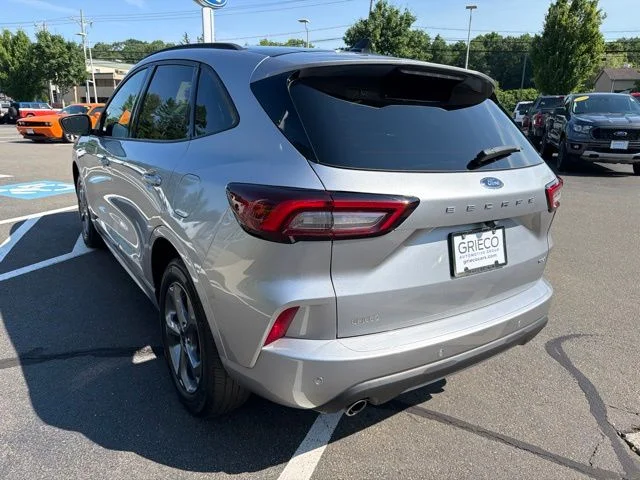 Used 2023 Silver Ford ST-Line image 5