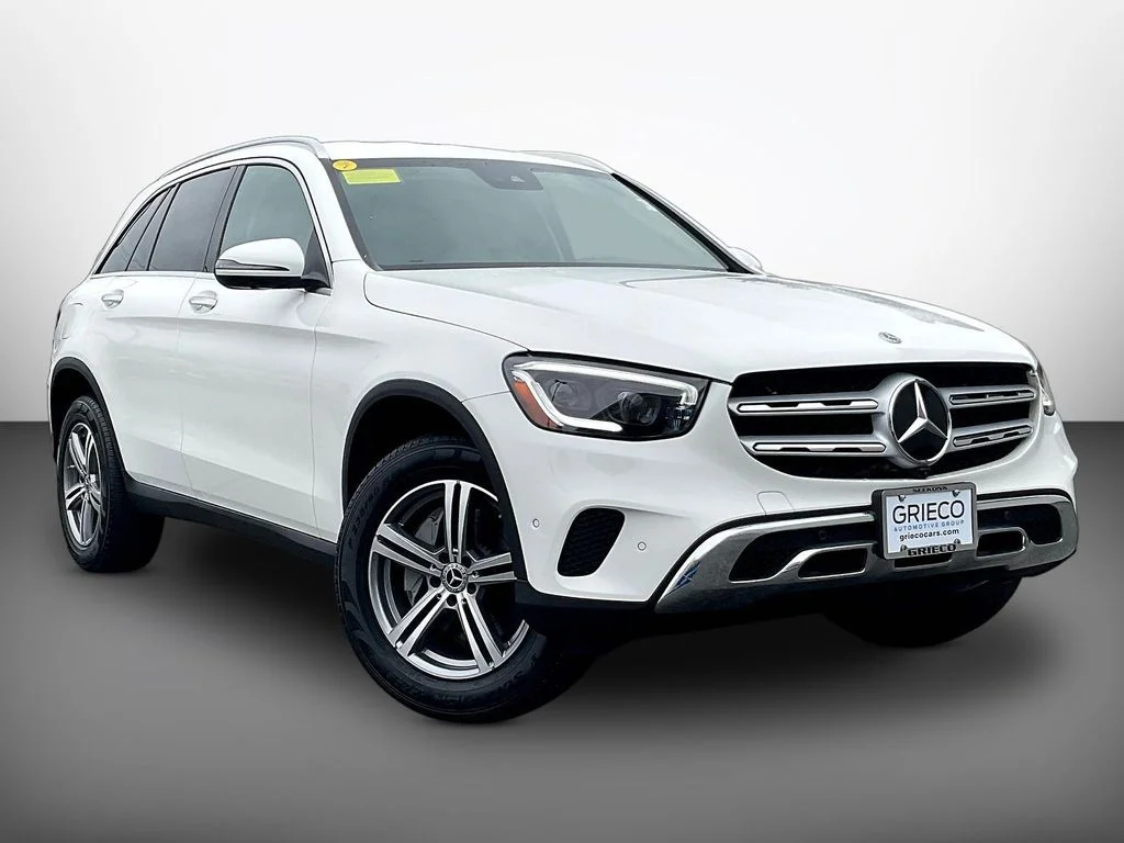 Used 2022 White Mercedes-Benz GLC 300 image 1