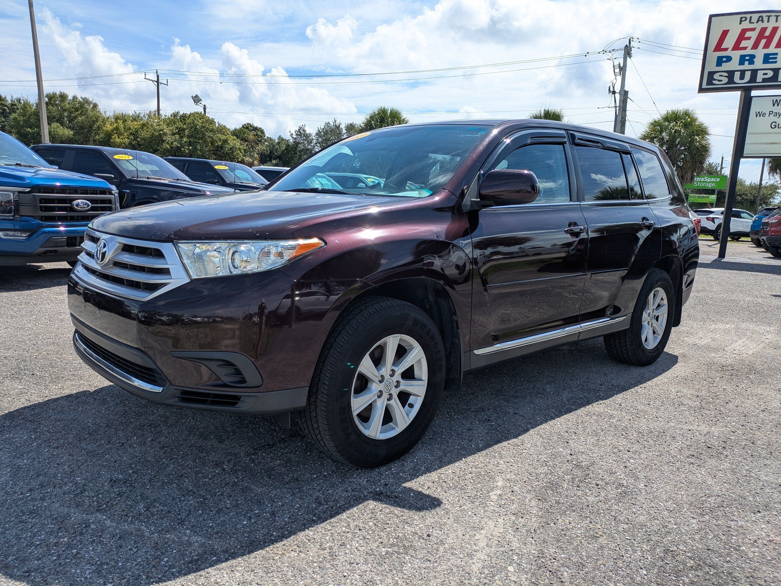 Used 2012 Red Toyota  image 8