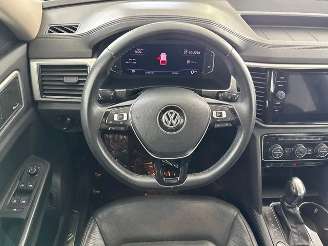 Used 2019 White Volkswagen SEL Premium image 23