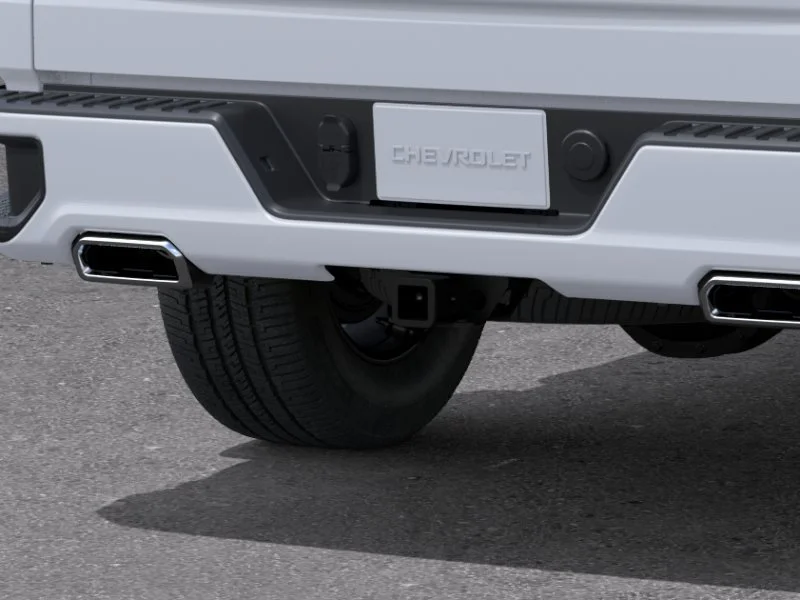 New 2026 Summit White Chevrolet RST image 15