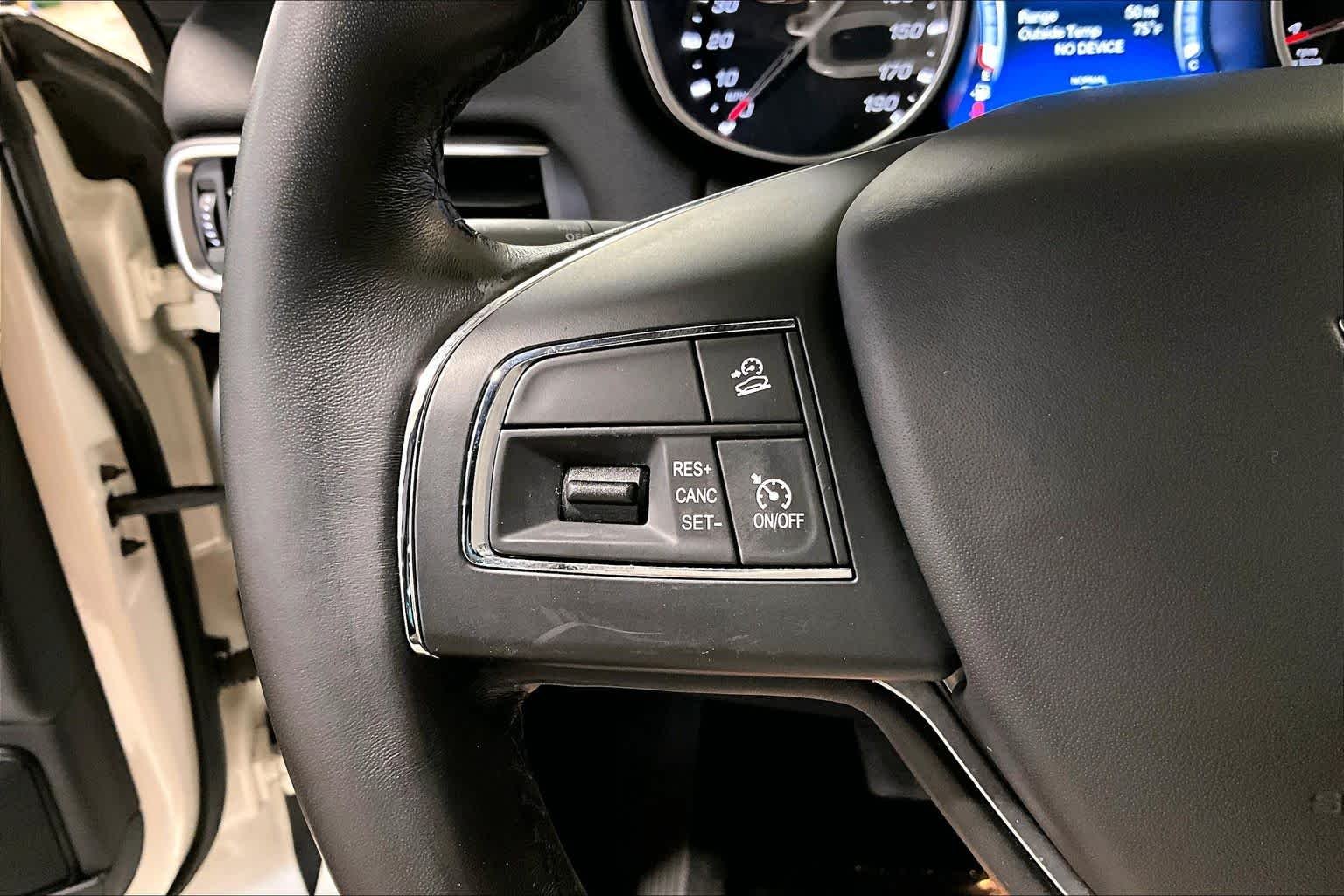 Used 2019 Bianco Maserati  image 24