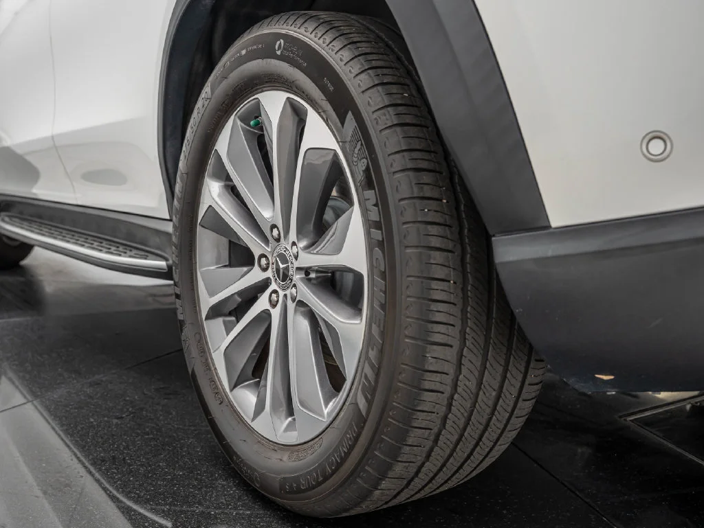 Used 2020 Polar White Mercedes-Benz GLE 350 image 49