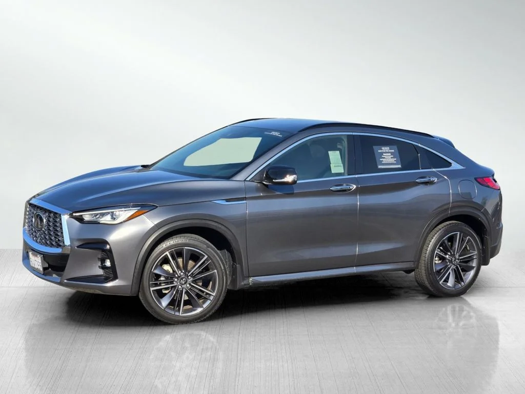 Certified Used 2025 Graphite Shadow INFINITI LUXE image 6