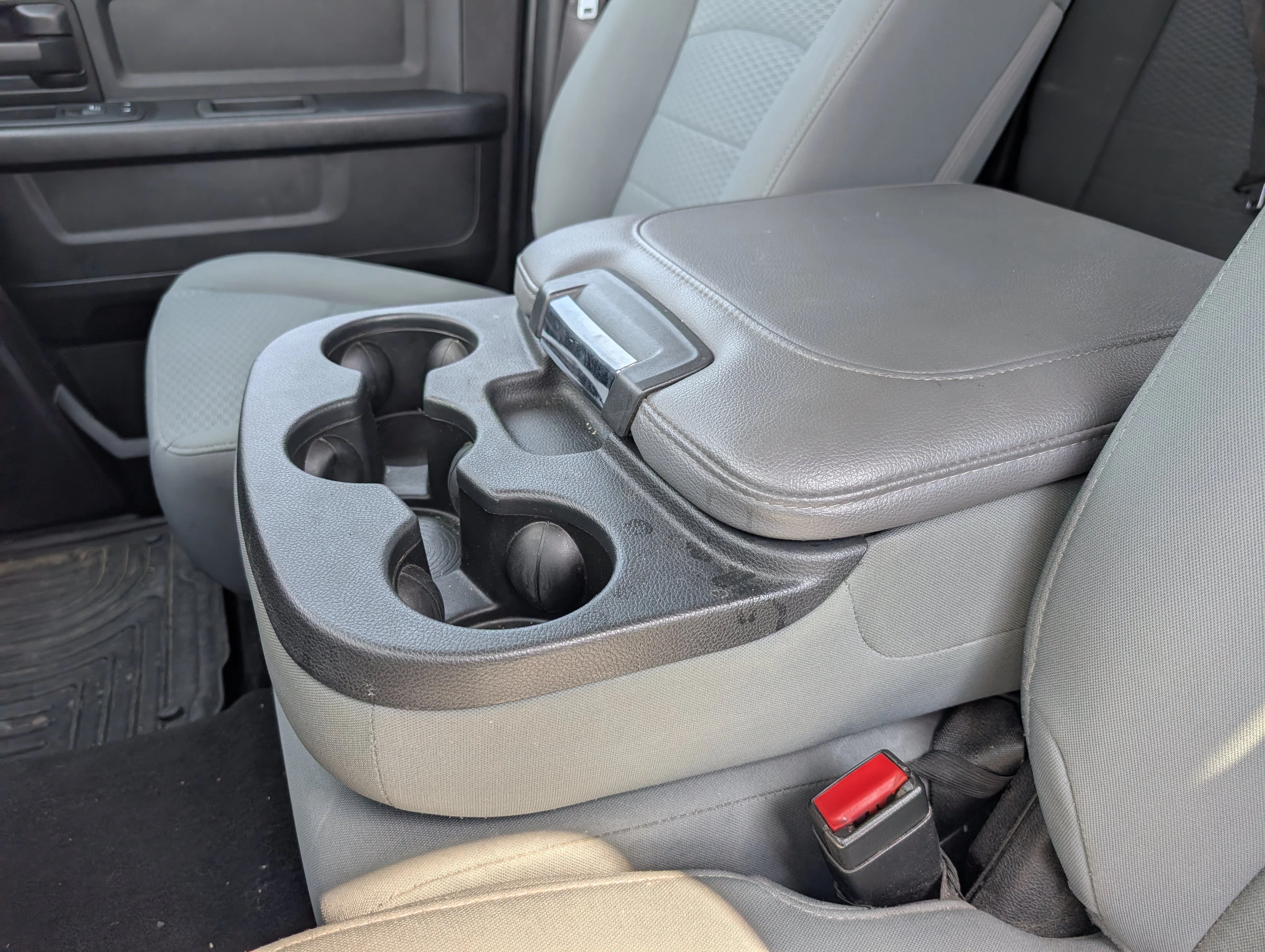 Used 2019 Bright White Ram ST image 31