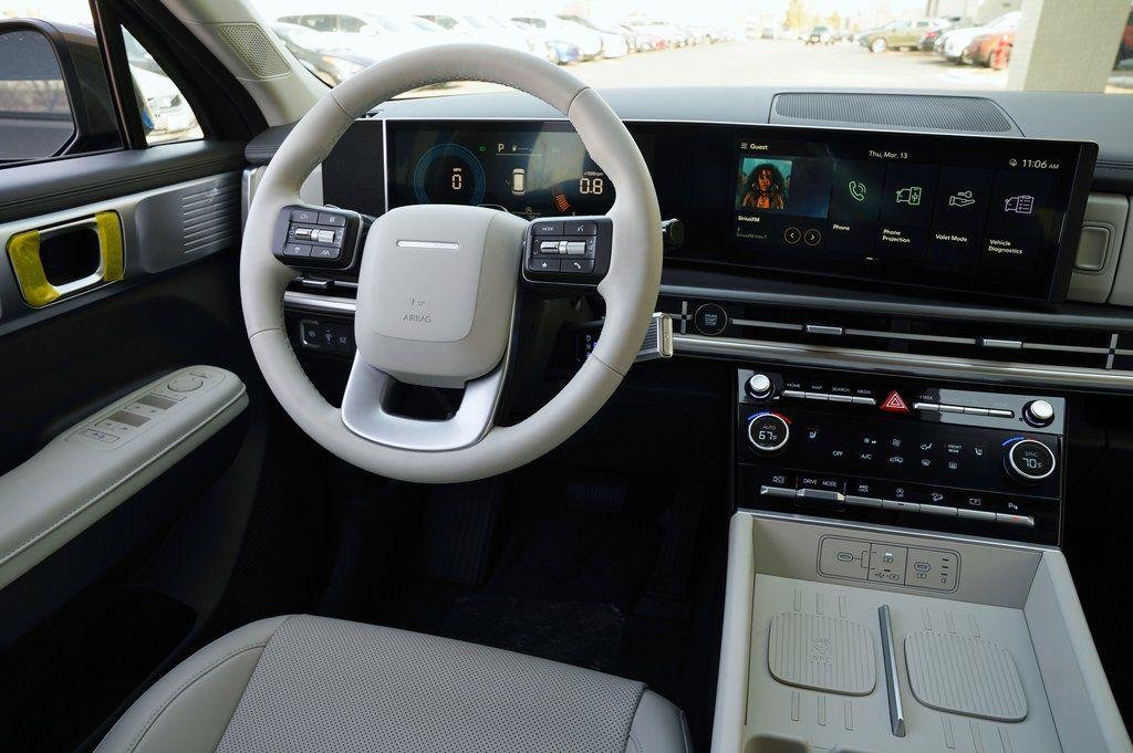 2025 Hyundai Santa Fe SEL - Photo 12