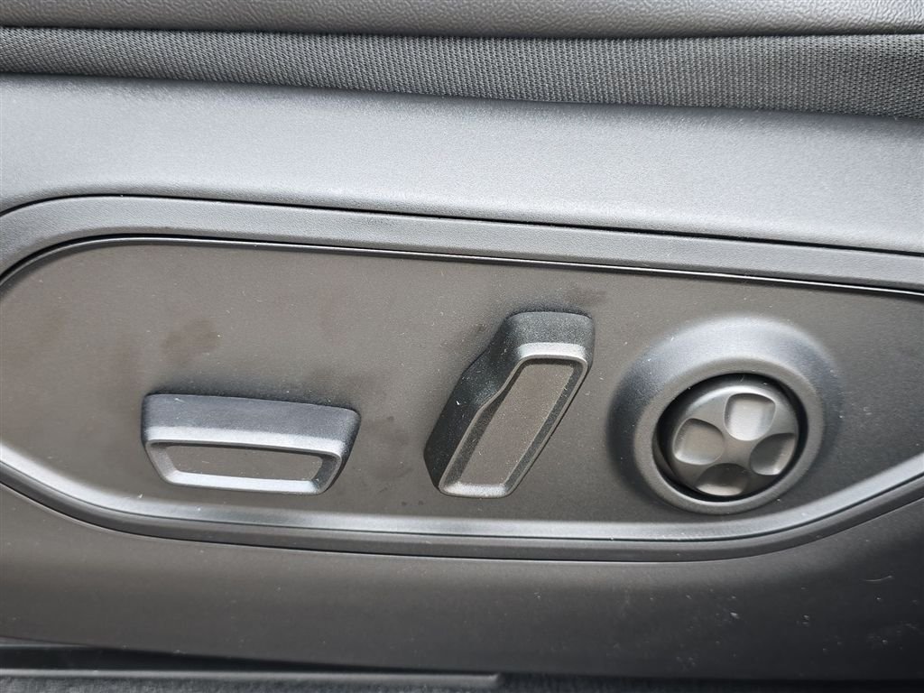 New 2026 Silver Zynith Jeep Limited image 21