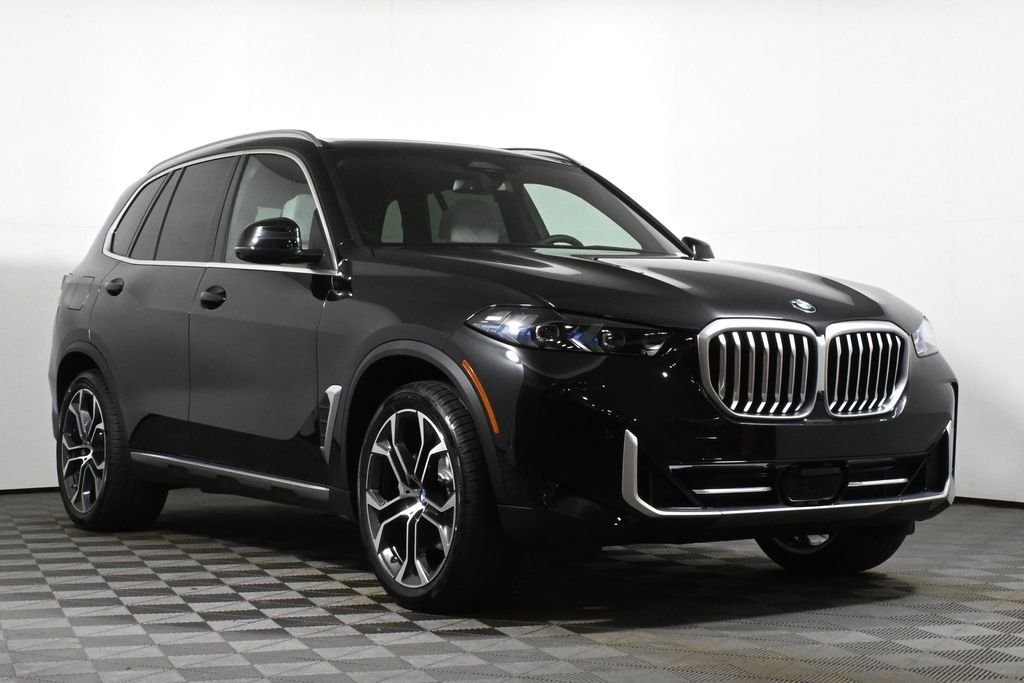 Used 2026 Black BMW xDrive40i image 9