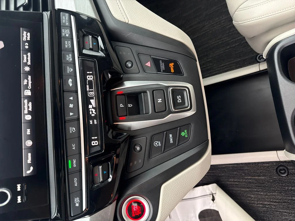 2025 Honda Odyssey EX-L - Photo 24