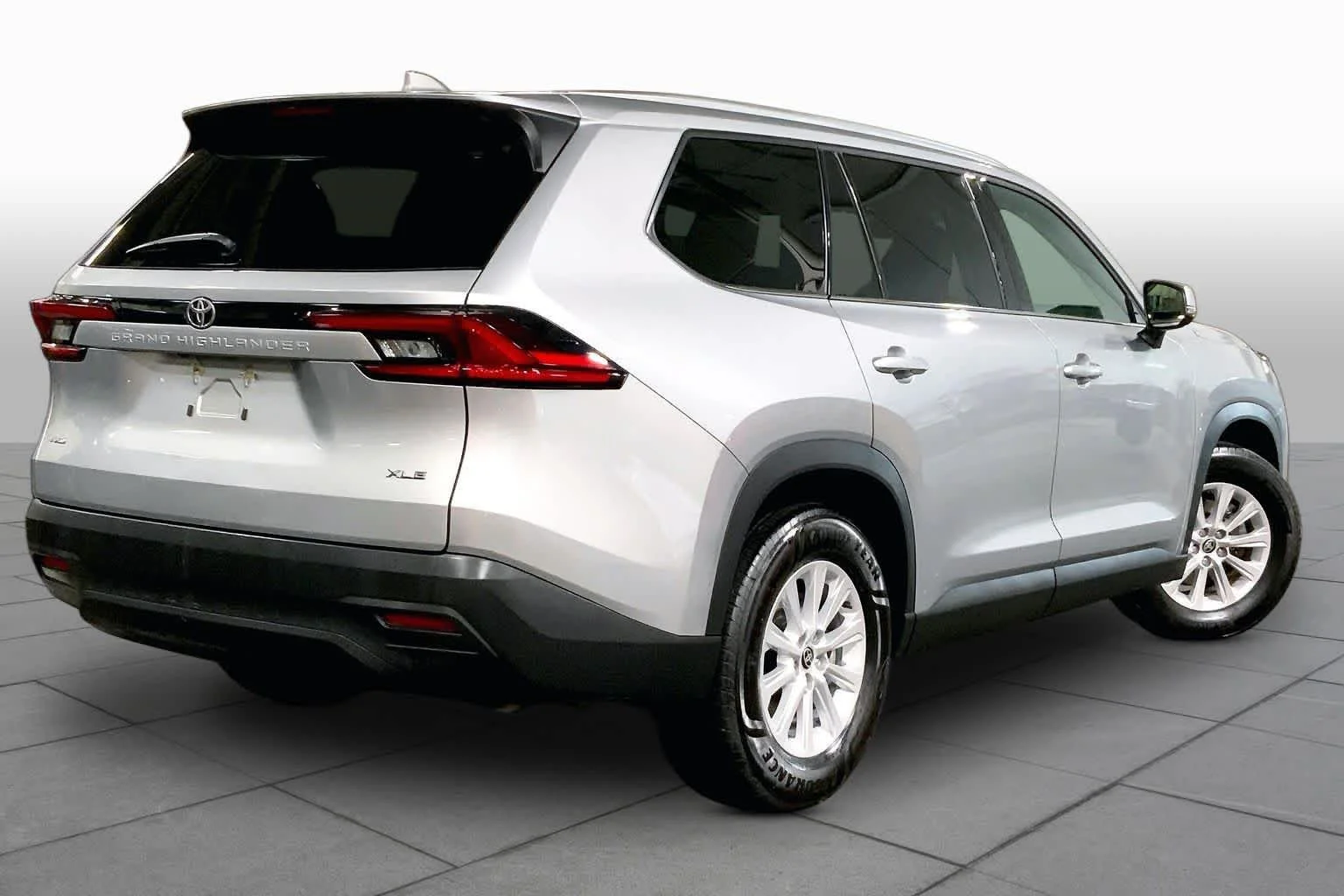 Used 2025 Celestial Silver Metallic Toyota XLE image 13