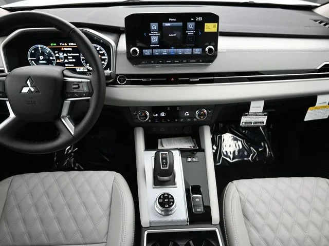 New 2025 White Mitsubishi SEL S-AWC image 21