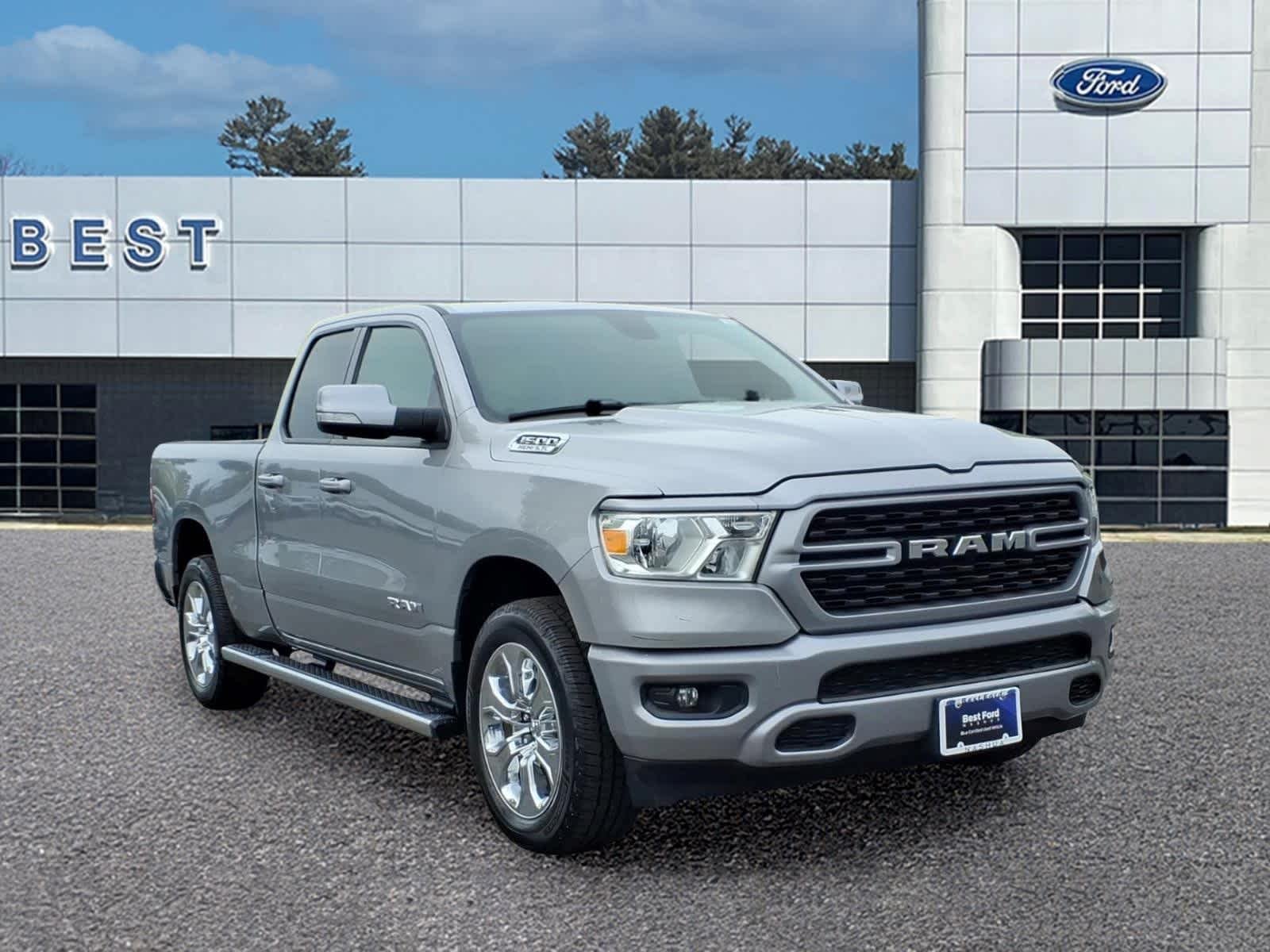 2022 RAM 1500 Big Horn/Lone Star 4x4 Quad Cab 6'4's photo