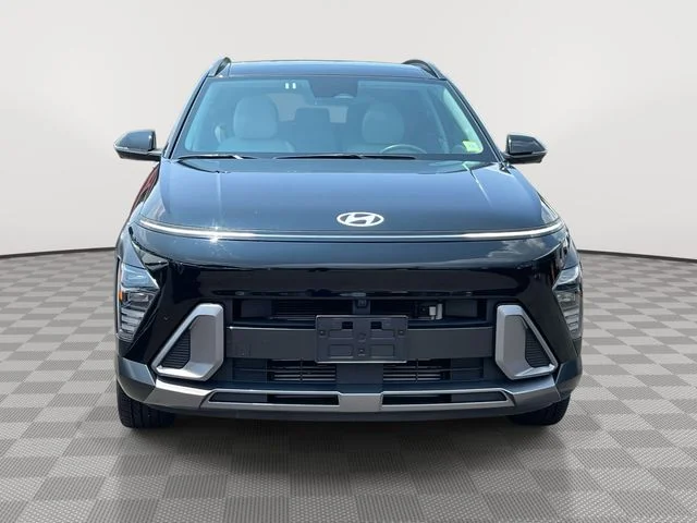 Used 2024 Black Hyundai Limited image 2