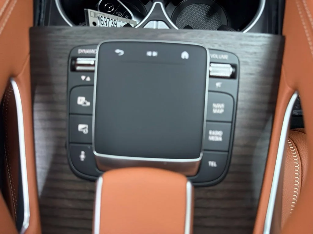 New 2027 White Mercedes-Benz GLS 450 image 22