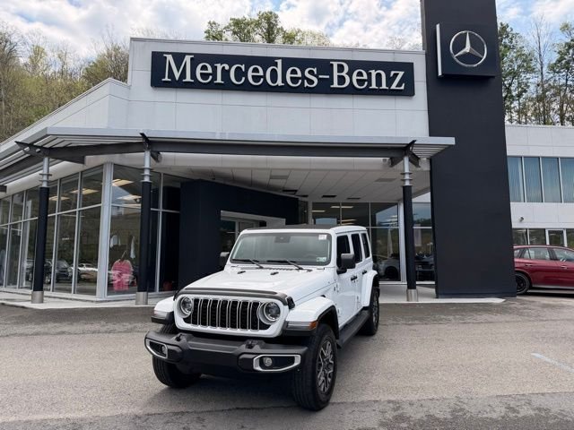 2024 Jeep Wrangler 4-Door Sahara