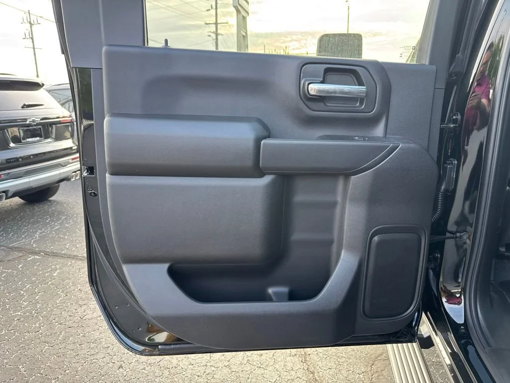 2026 Chevrolet Silverado 2500 HD Custom - Photo 16
