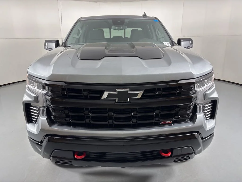 New 2026 Sterling Gray Metallic Chevrolet LT Trail Boss image 4