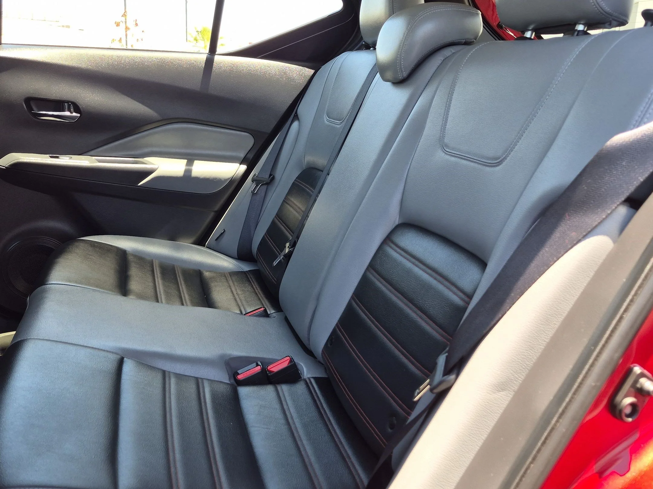 Used 2024 Scarlet Ember Tintcoat Nissan SR image 15