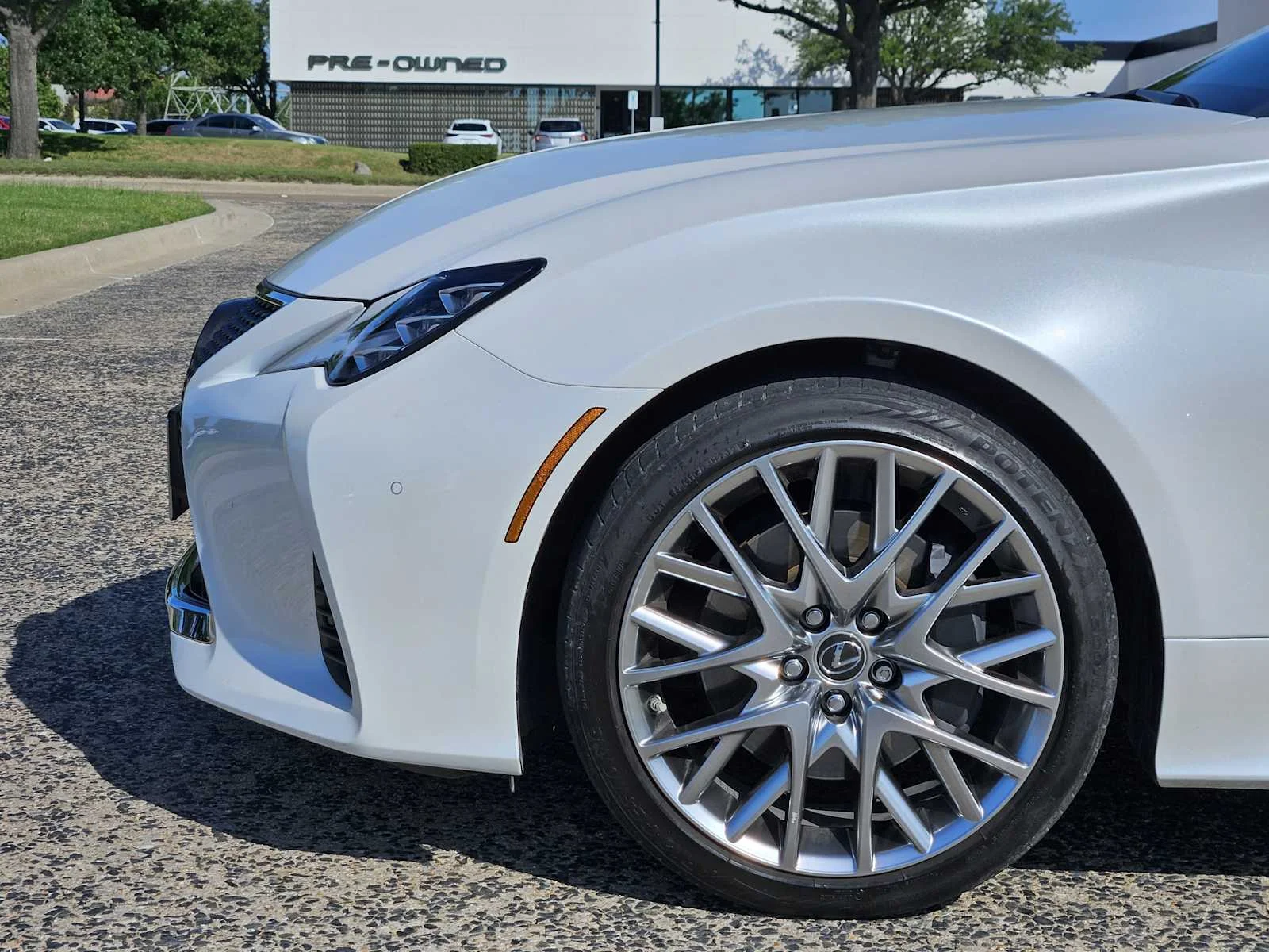 Certified Used 2021 EMINENT WHITE PEARL Lexus  image 5