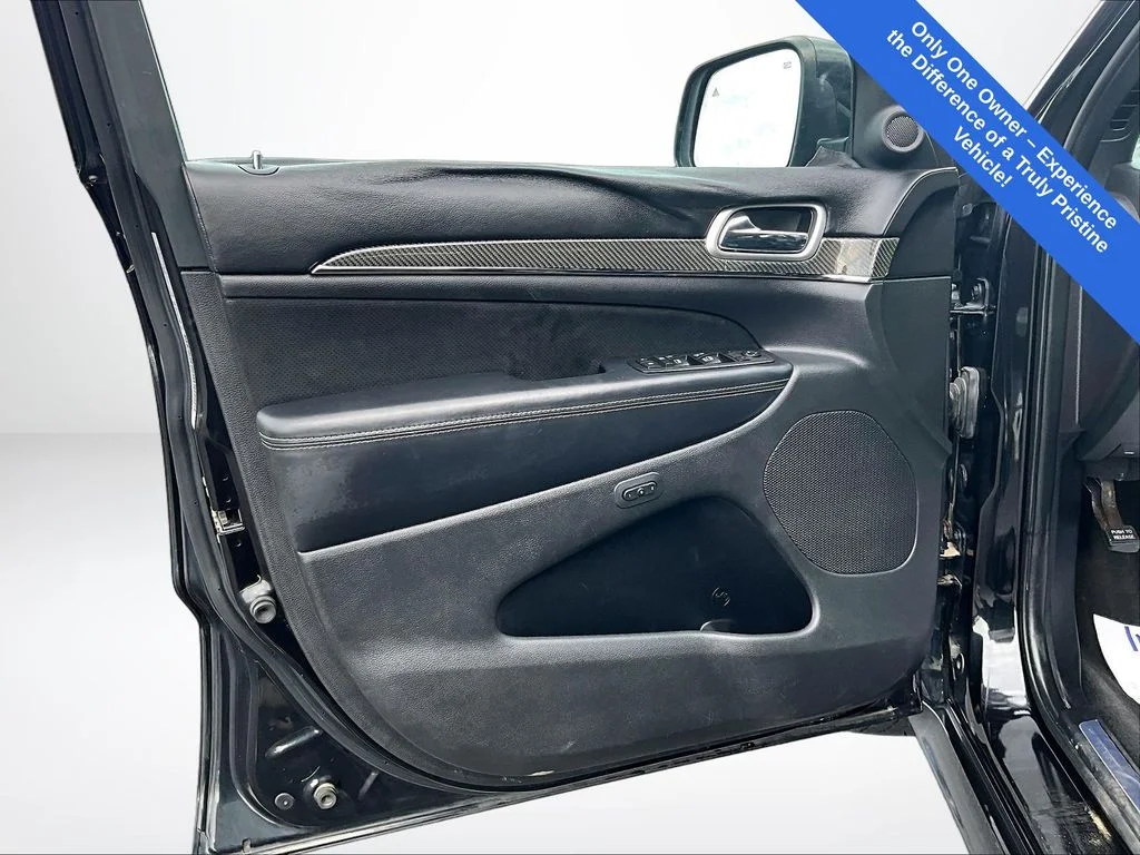 Used 2015 Black Jeep SRT image 23
