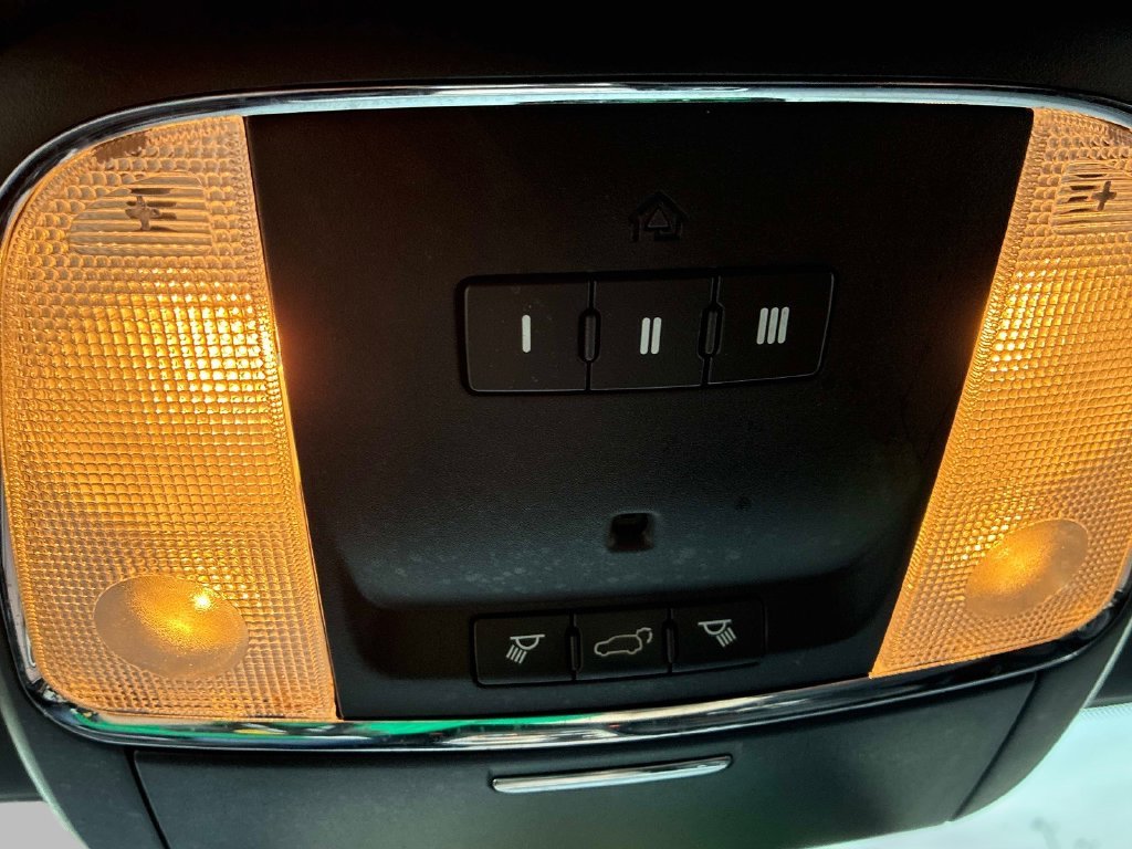 Used 2014 Black Jeep Limited image 37