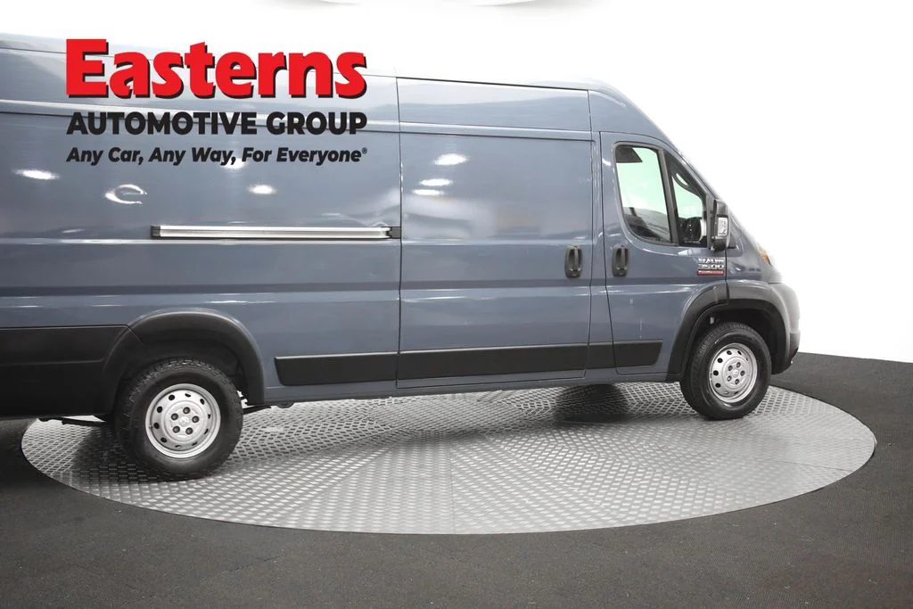 Used 2022 Blue Ram High Roof image 38