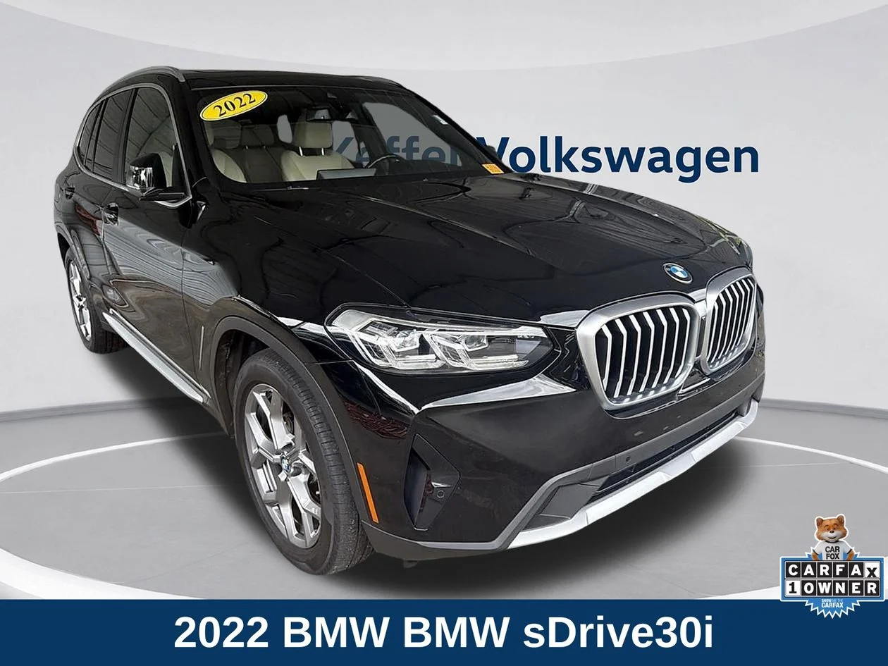 Used 2022 Black BMW sDrive30i image 1