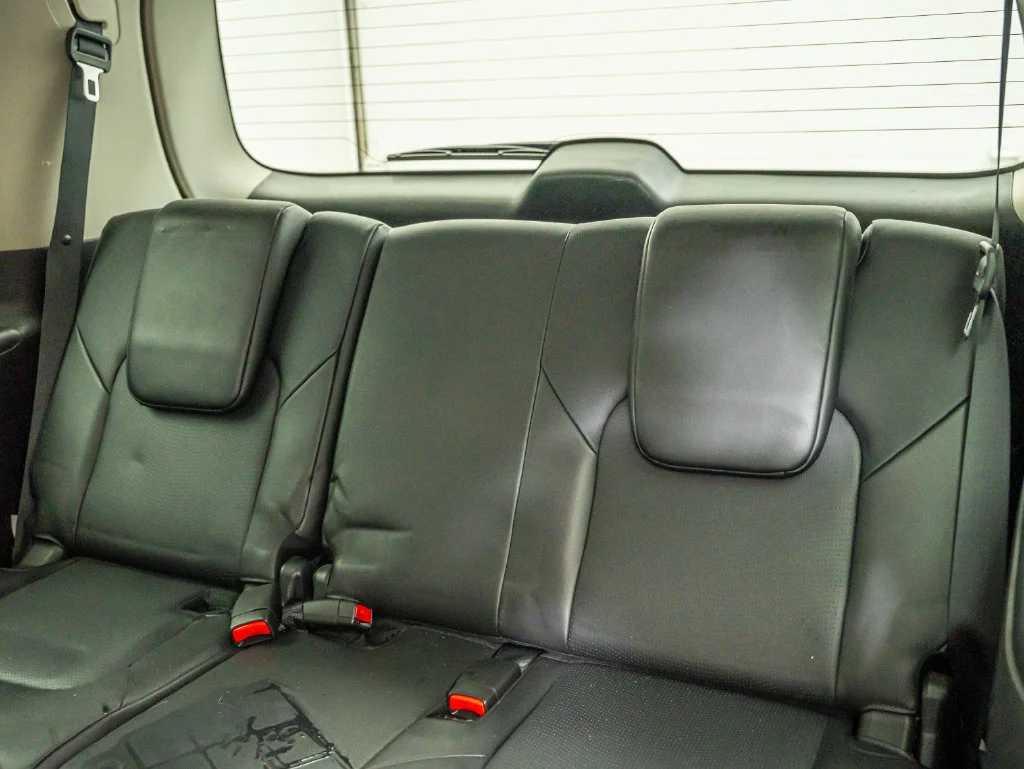 Used 2020 Brilliant Silver Metallic Nissan SL image 44