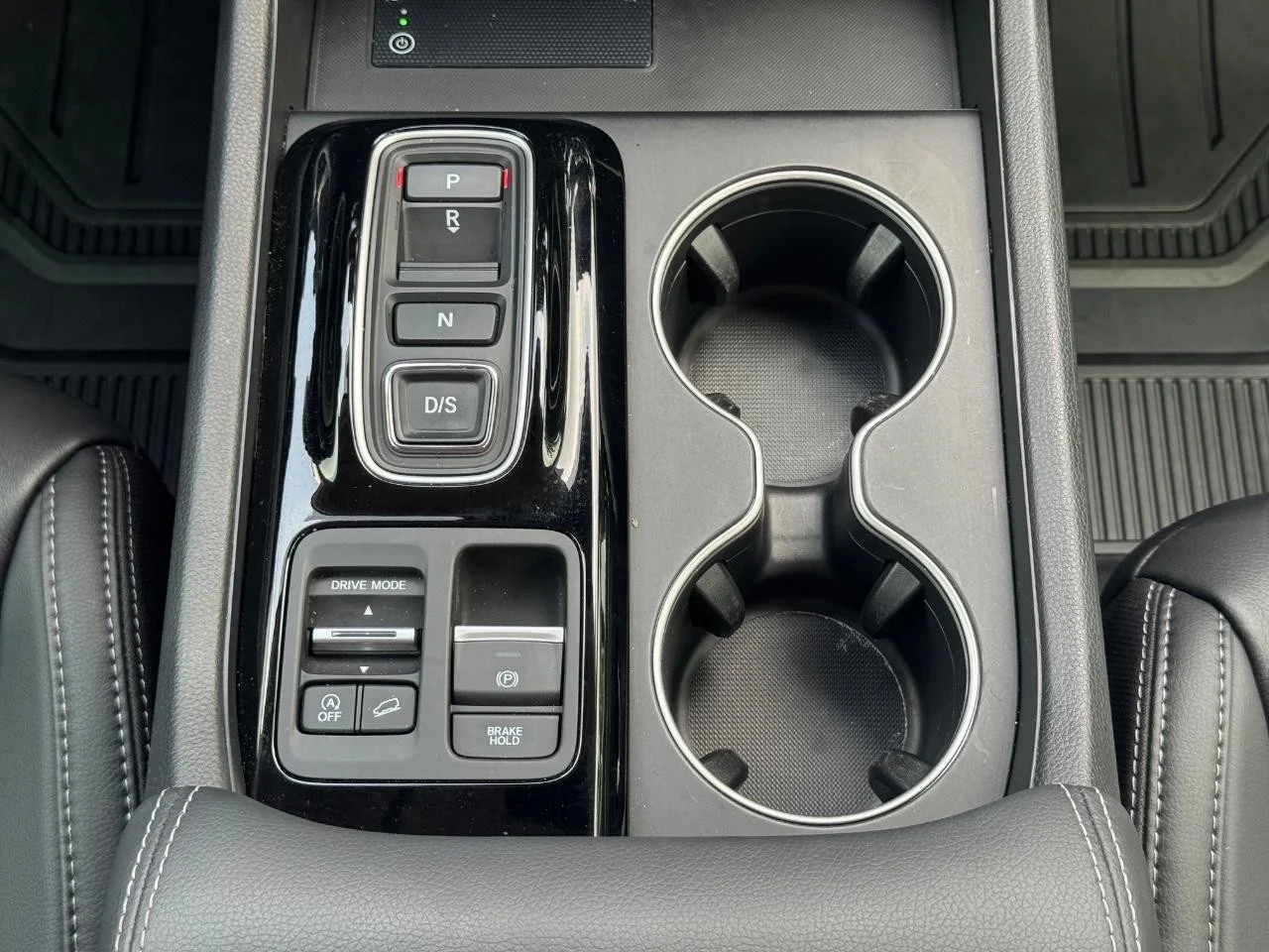 2026 Honda Pilot Touring - Photo 18