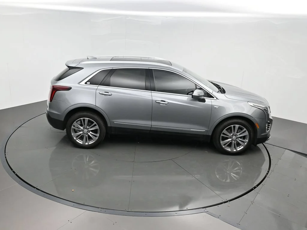 Used 2024 Argent Silver Metallic Cadillac Premium Luxury image 42