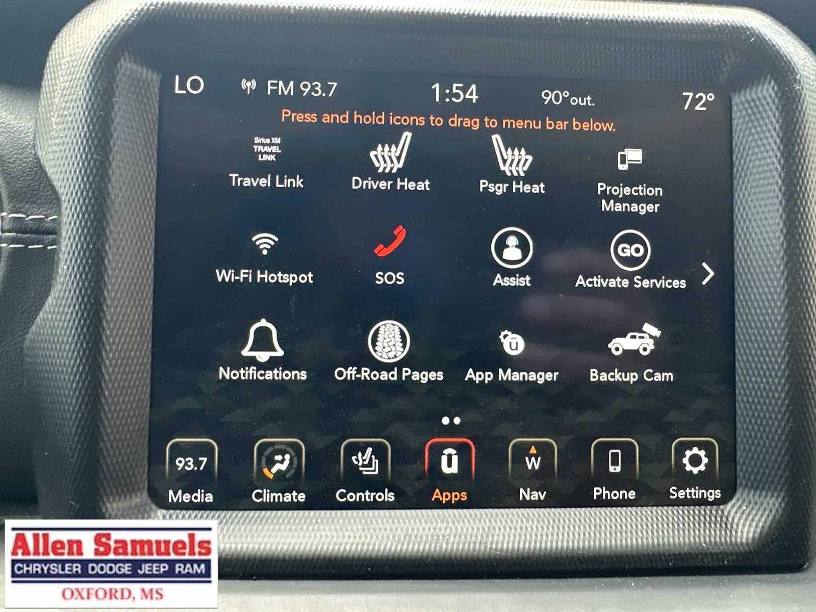 Used 2022 High Velocity Clearcoat Jeep Unlimited Sahara image 26