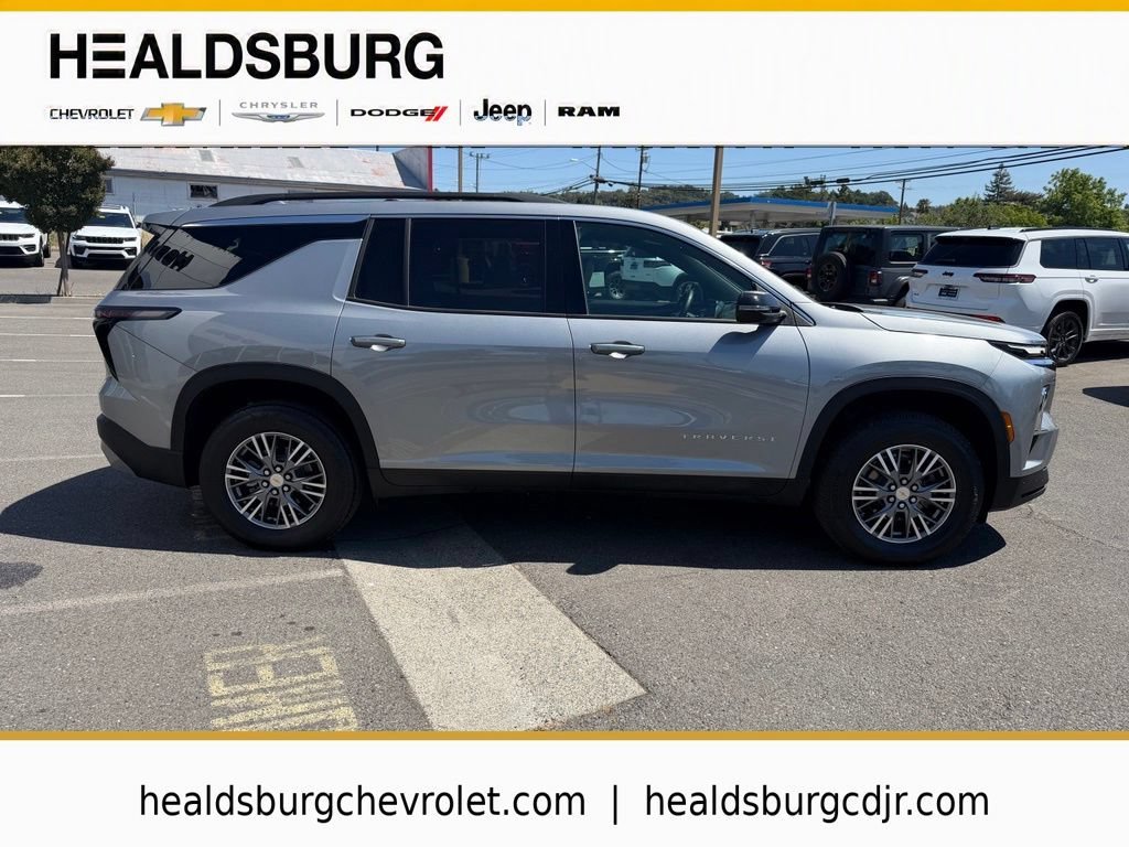 2025 Chevrolet Traverse LT - Photo 7