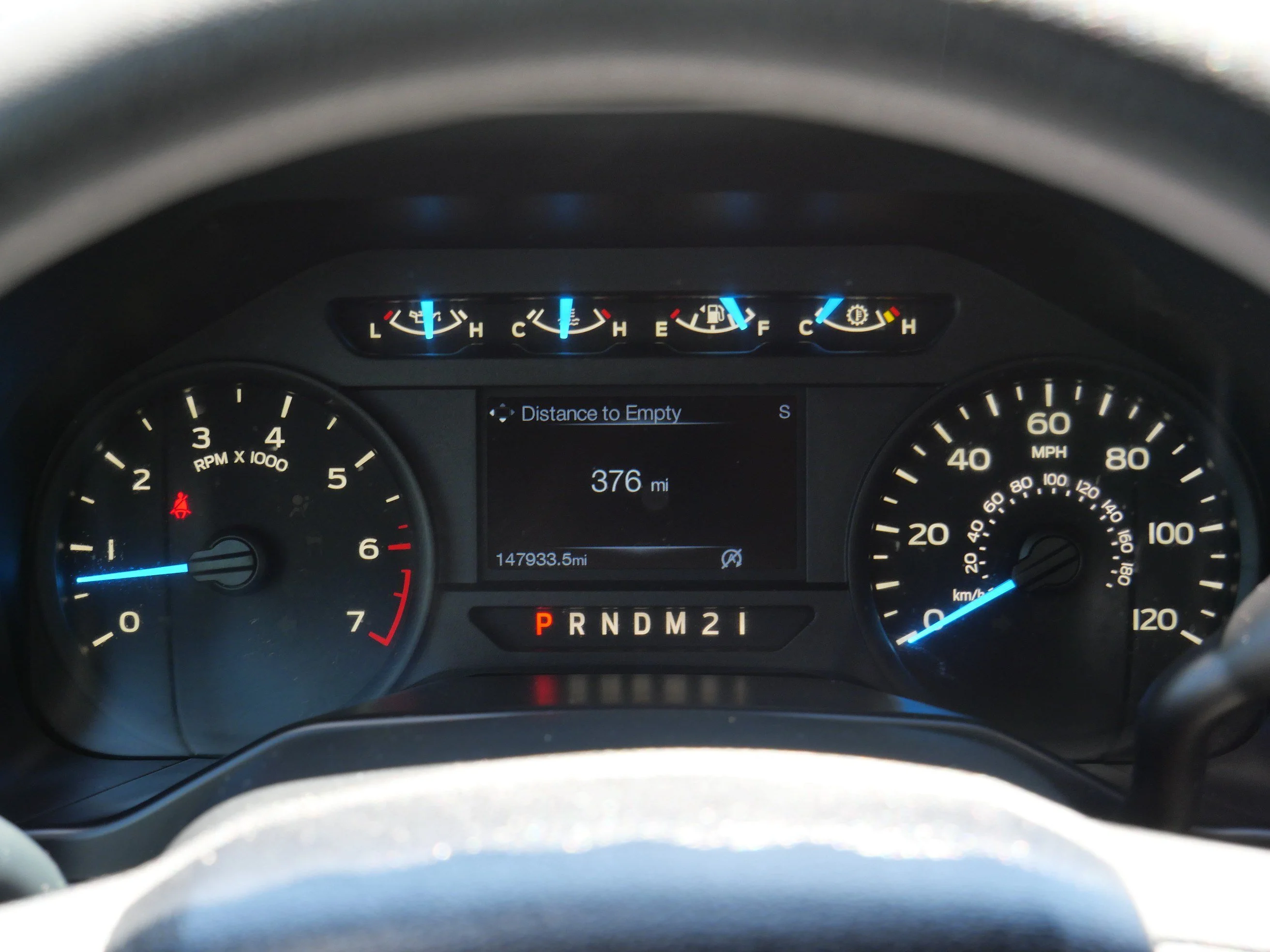 Used 2015 Magnetic Metallic Ford XL image 21