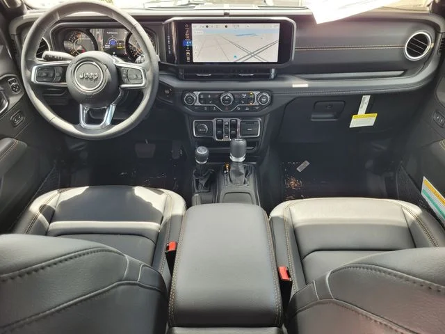 2025 Jeep Wrangler 4-Door Sahara - Photo 16