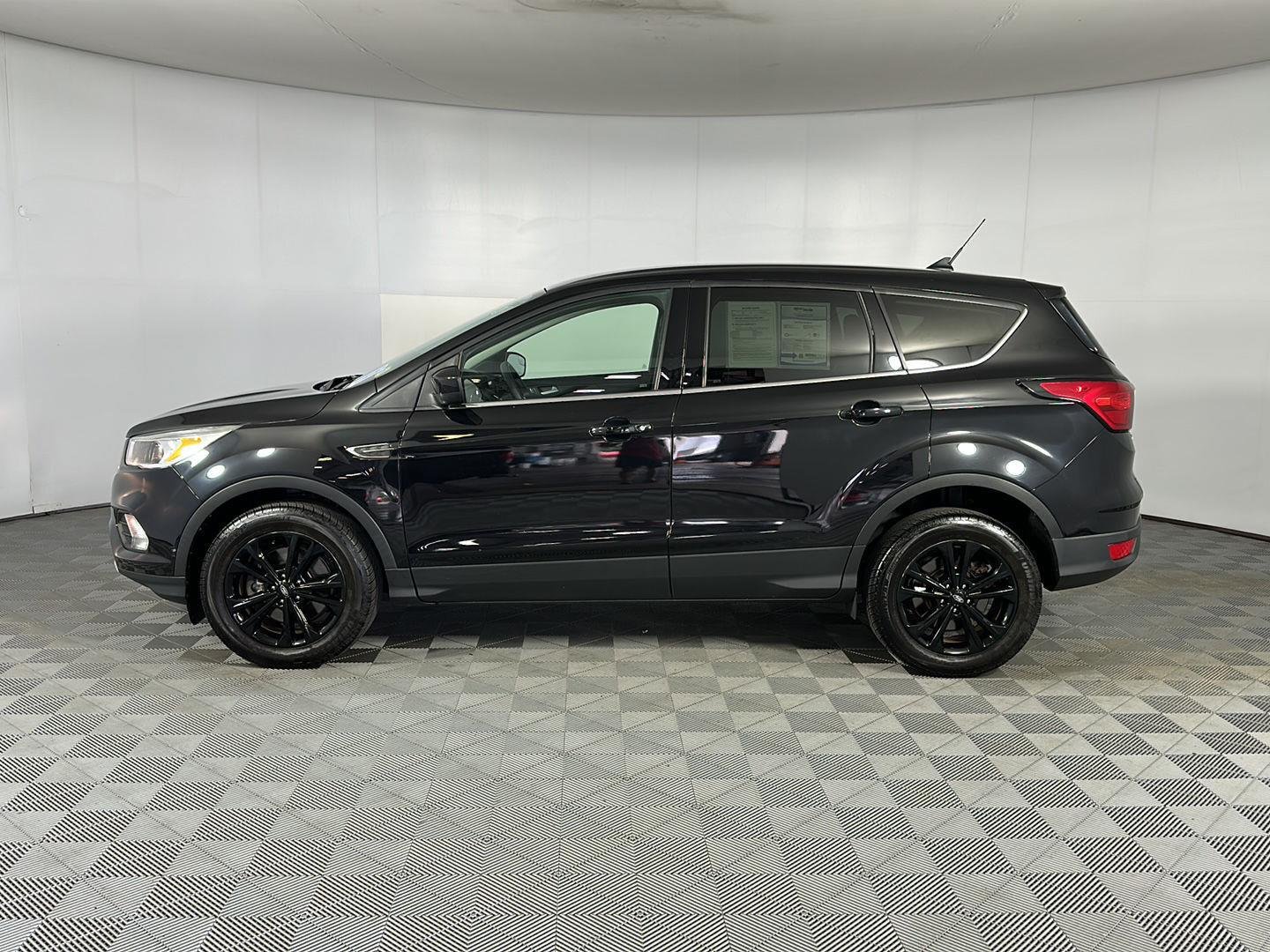 Used 2019 Agate Black Ford SE image 8