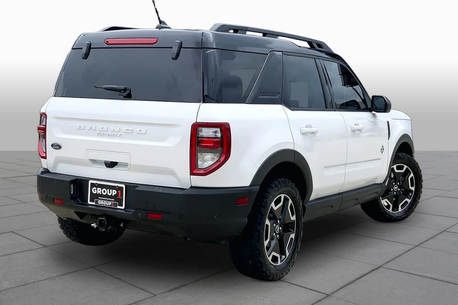Used 2022 Oxford White Ford Outer Banks image 12