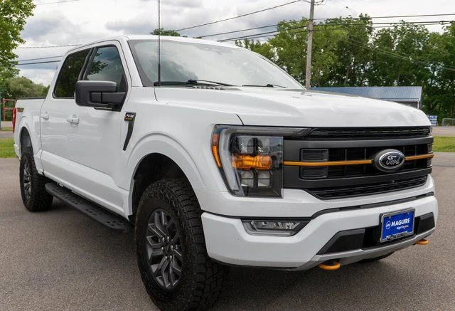 Used 2023 White Ford Tremor image 4
