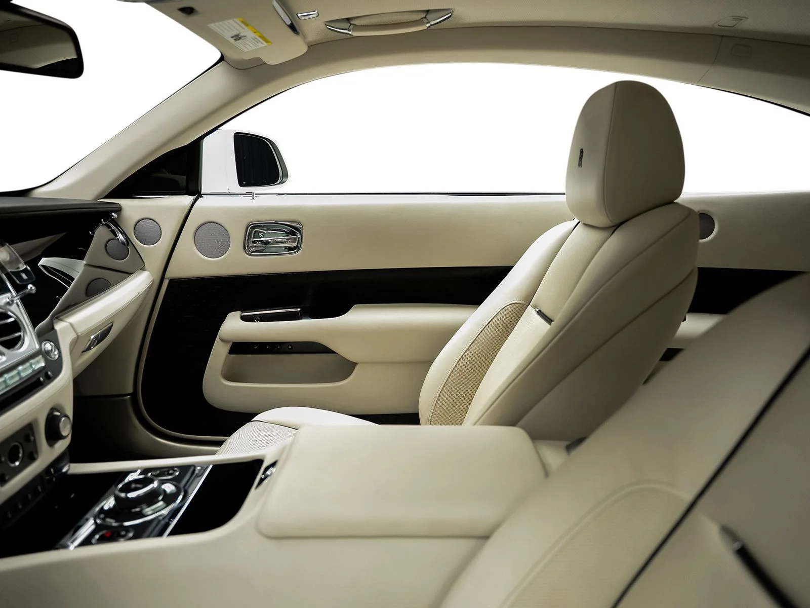 Used 2017 White Rolls-Royce Base image 57