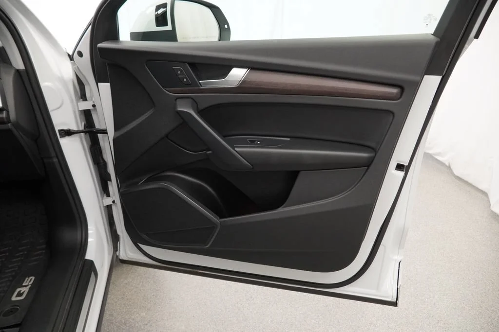 Used 2023 White Audi Premium image 29