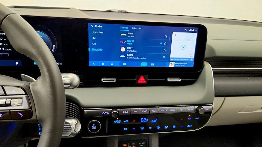 Used 2025 Digital Teal Hyundai Limited AWD image 18